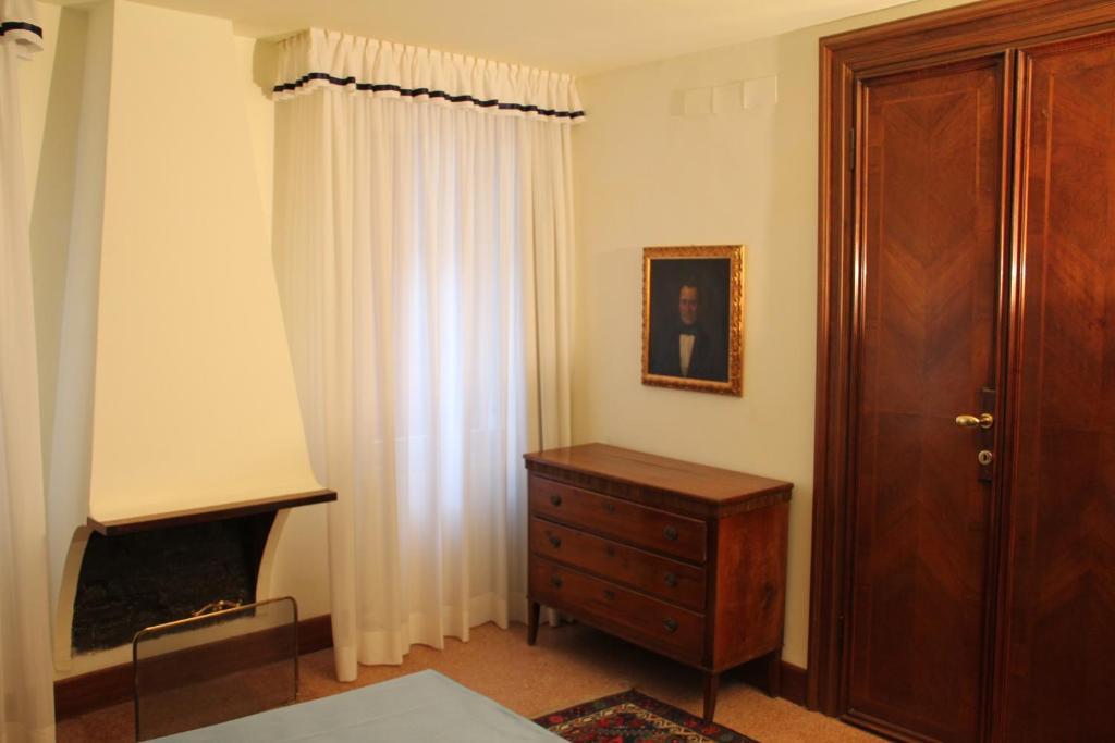 Sarai Apartments Venice Room photo